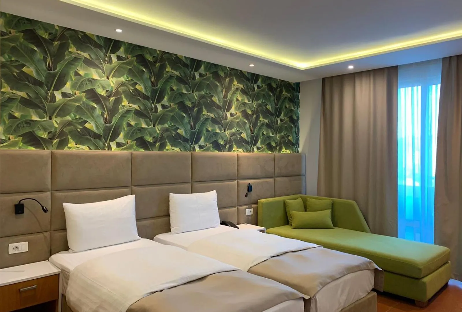 Albanian Star Hotel Kryemedhej