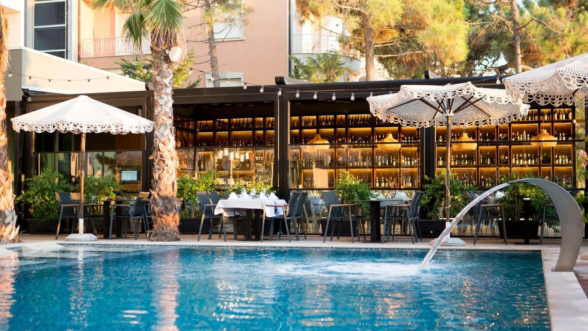 Albanian Star Hotel Kryemedhej 4*,  Albania